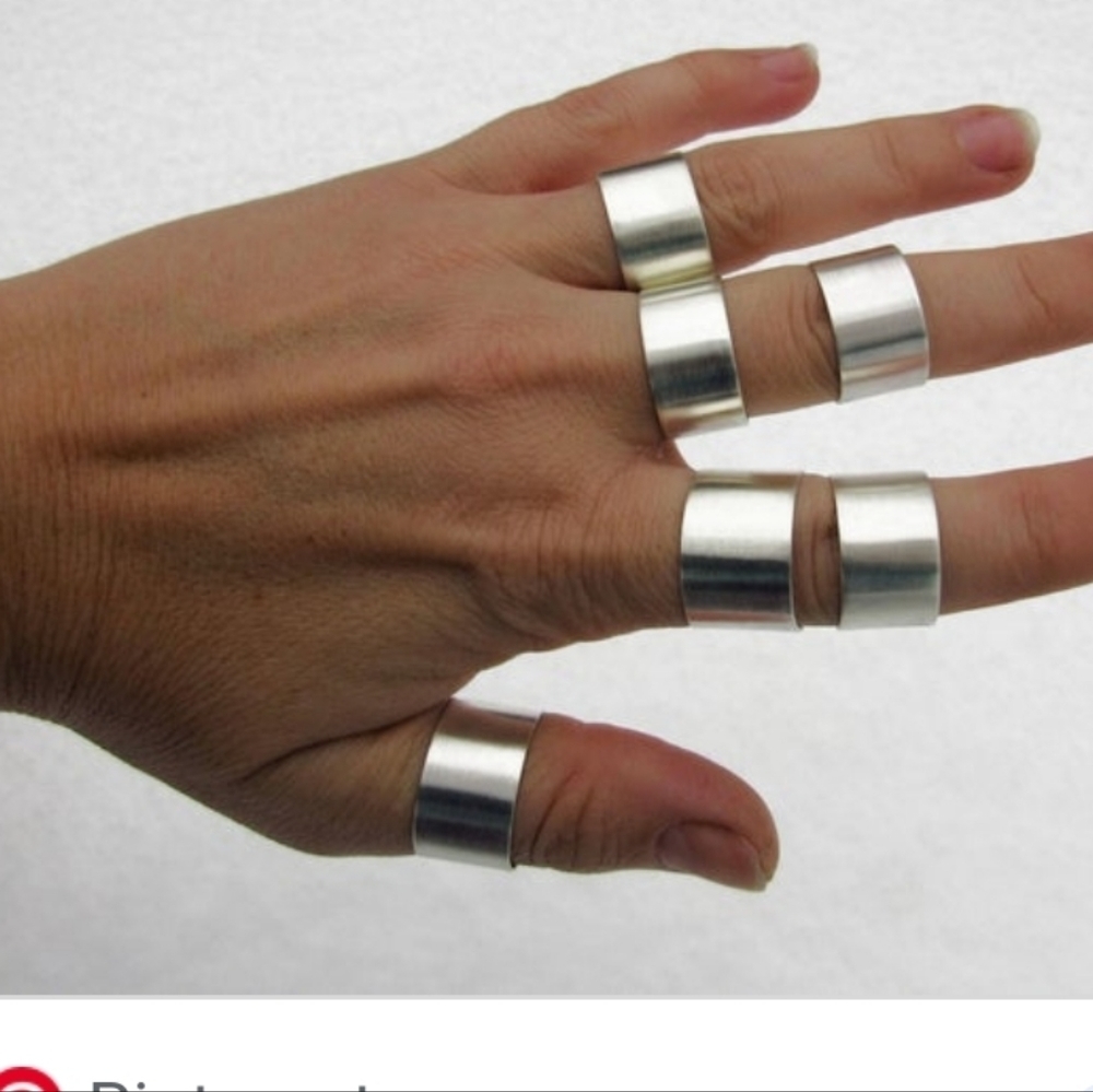 Stainless steel ring band set